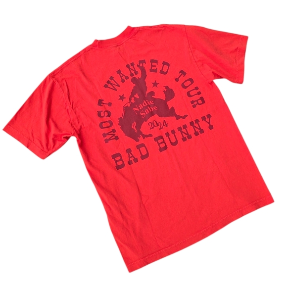 2024 OFFICIAL Bad Bunny Shirt Medium Most Wanted Tour Nadie Sabe Orange Horse - Picture 1 of 4
